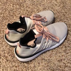 Tennis Shoes- memory foam sole